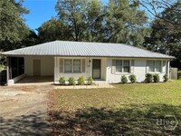 Building Photo - 130 Derby St