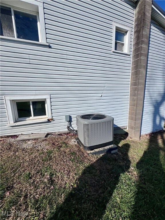 Building Photo - 3420 Point Lookout Rd