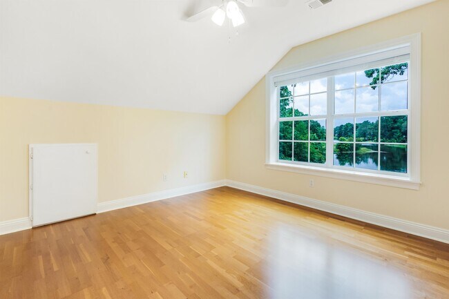 Building Photo - 4485 Turnberry Pl