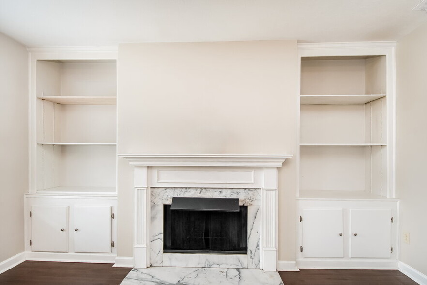 Building Photo - 515 Gammon Ln