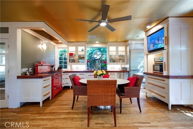 Building Photo - 195 S Parkwood Ave