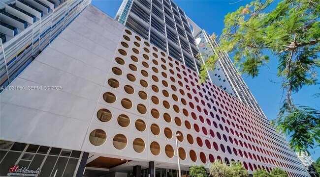 Building Photo - 55 SE 6th St