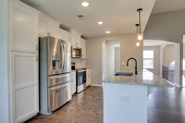 Building Photo - 1092 Barnhill Rd