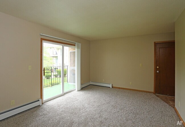 Interior Photo - Eastview