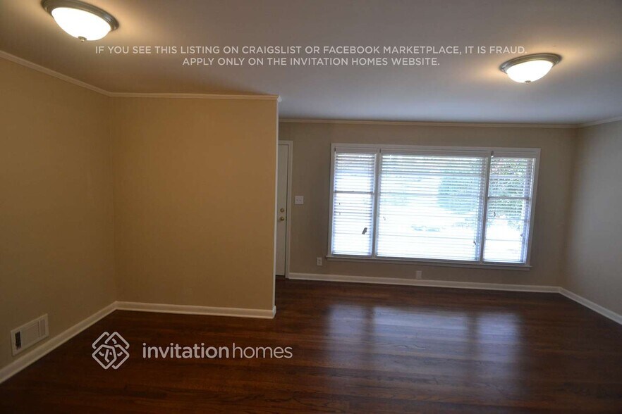 Building Photo - 2613 Mural Dr