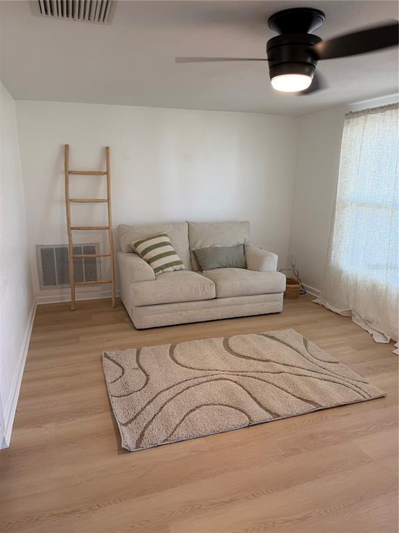 Building Photo - 3352 Honeymoon Ln