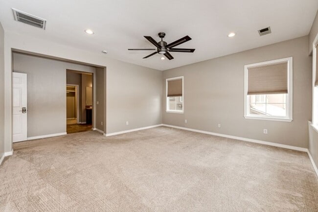 Building Photo - Beautiful 5bd 4ba single family home for rent in desirable Highlands Ranch CO 80103