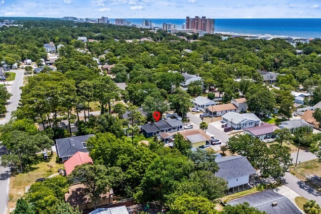 Building Photo - Turner Street Tri-Plex