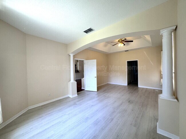 Building Photo - 107 Nandina Terrace