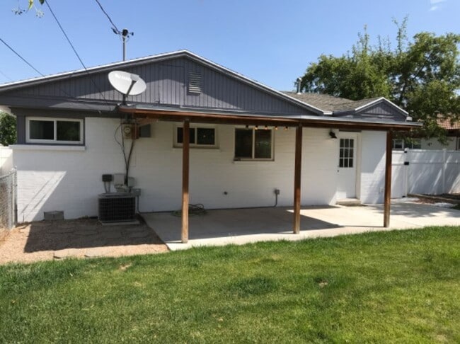 Building Photo - Wonderful 4 Bedroom House in Bountiful