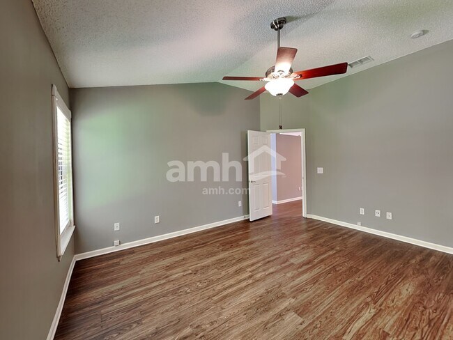 Building Photo - 1526 Bay Harbor Dr