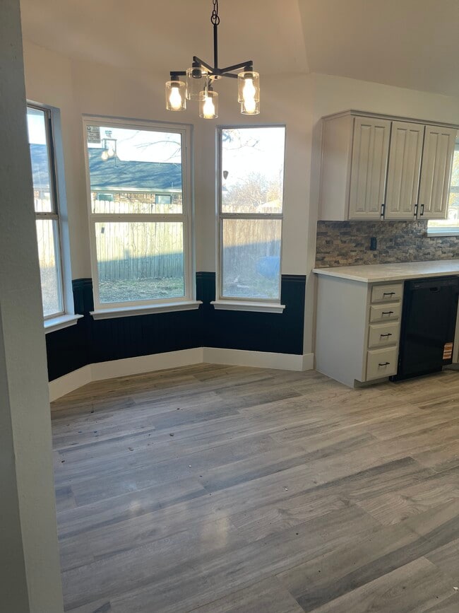 Building Photo - 338 Richy Rd