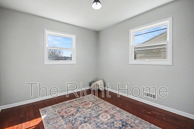 Building Photo - 1606 Cole Creek Dr