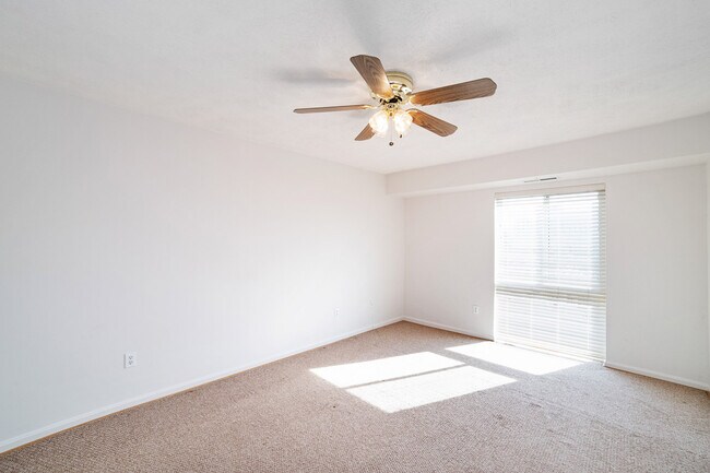 Building Photo - 6145 Edsall Rd