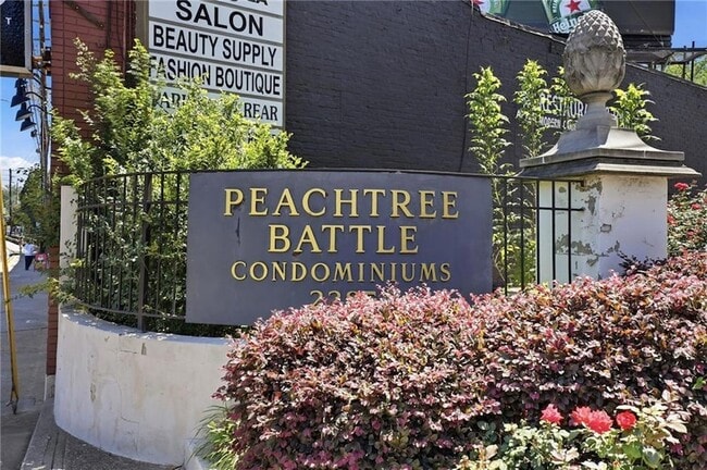 Building Photo - 2285 Peachtree Rd NE