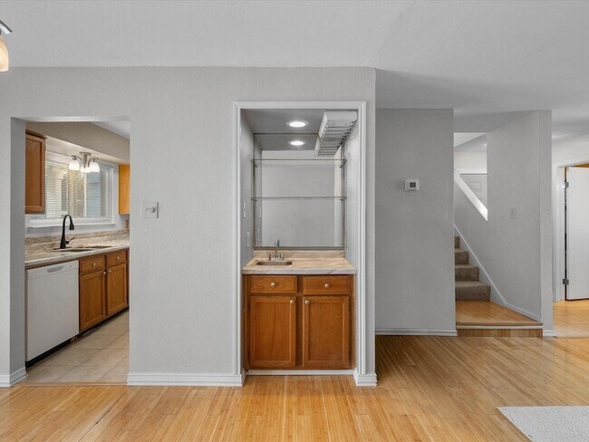 Building Photo - 18515 Egret Bay Blvd