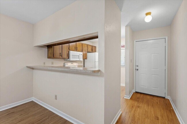 Building Photo - 3208 Ginger Dr