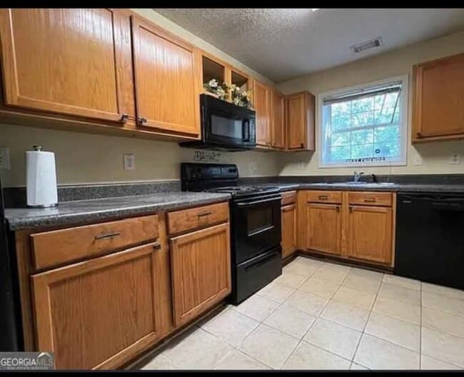 Building Photo - 3955 Cypress Pointe Dr