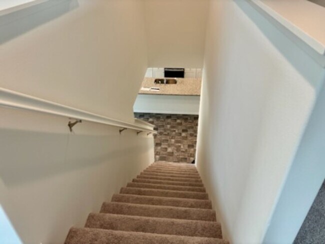 Building Photo - Brand New two-story 6 Bedrooms, 3 Baths So...
