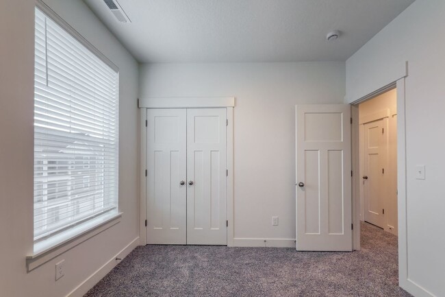 Building Photo - Modern Living in Lehi | New Build | Silico...