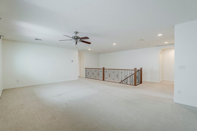 Building Photo - 2744 E Donato Dr