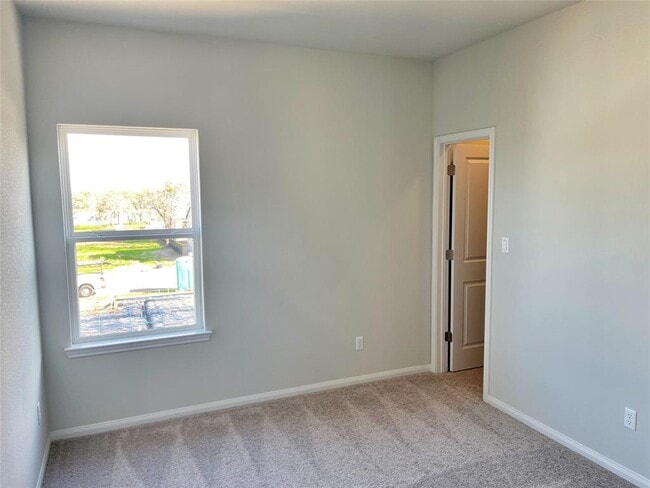 Building Photo - 196 Spangle Wy