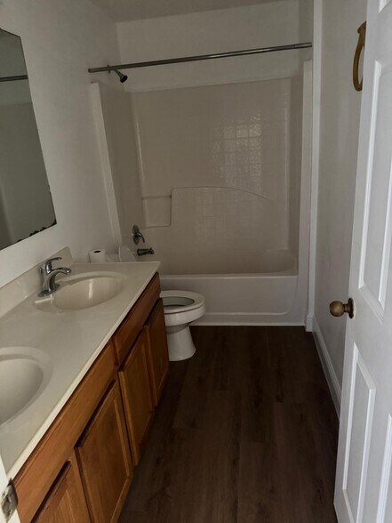 Building Photo - 11718 Pethrick Dr