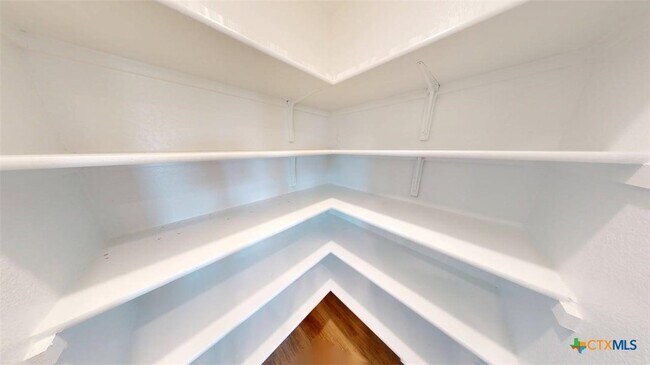 Building Photo - 1928 Rosson St