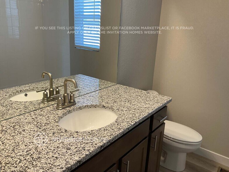 Building Photo - 11819 Mission Peak Pl