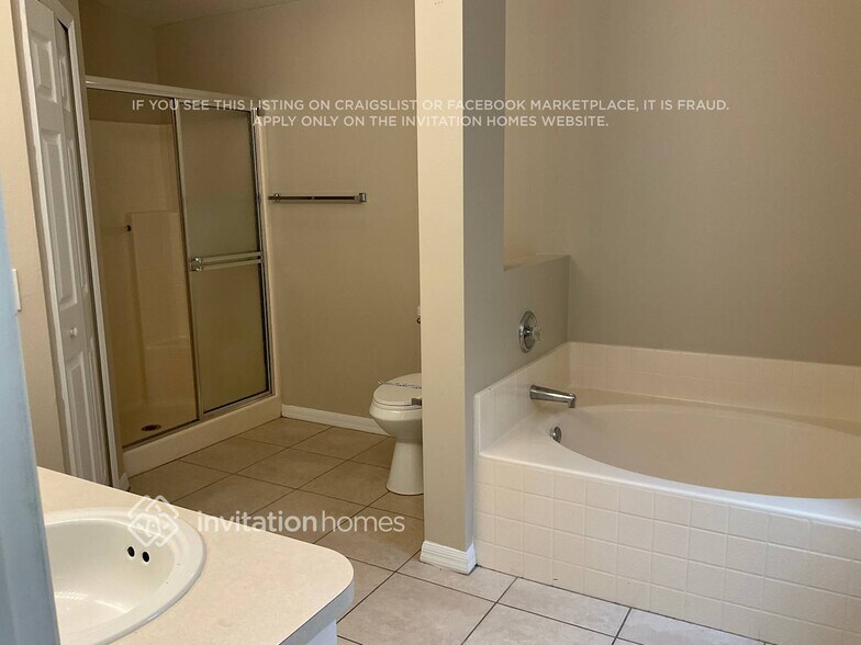 Building Photo - 2257 Deercroft Dr