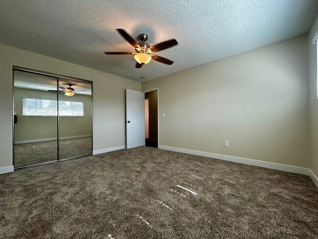Building Photo - 3540 Christine Cir