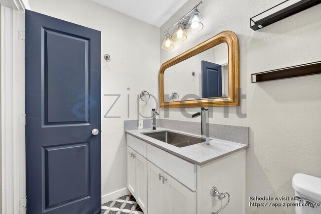 Building Photo - 12834 Midway Rd