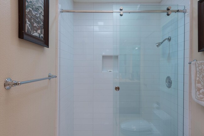 Building Photo - 3 Cornell Dr