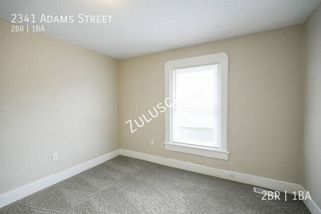 Building Photo - 2341 E Adams St