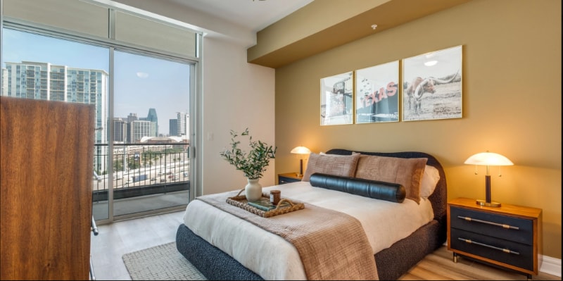 Building Photo - 1100 Oak Lawn Ave