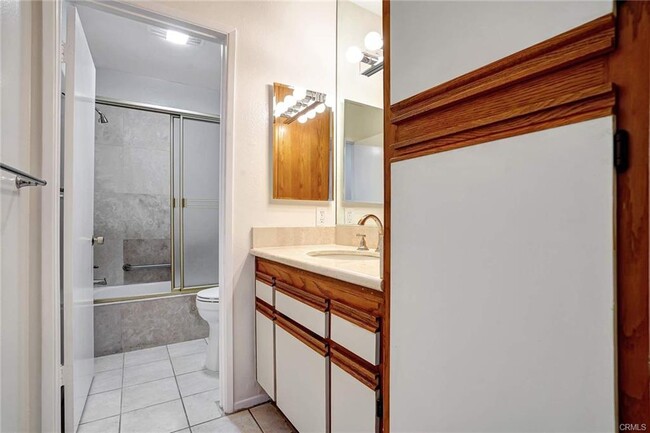 Building Photo - 1351 N Crescent Heights Blvd