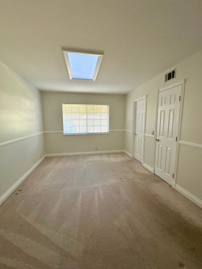 Building Photo - Updated Goleta Home Located in Desirable Santa Barbara Shores
