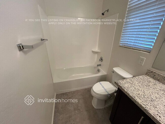 Building Photo - 40881 W Tamara Ln