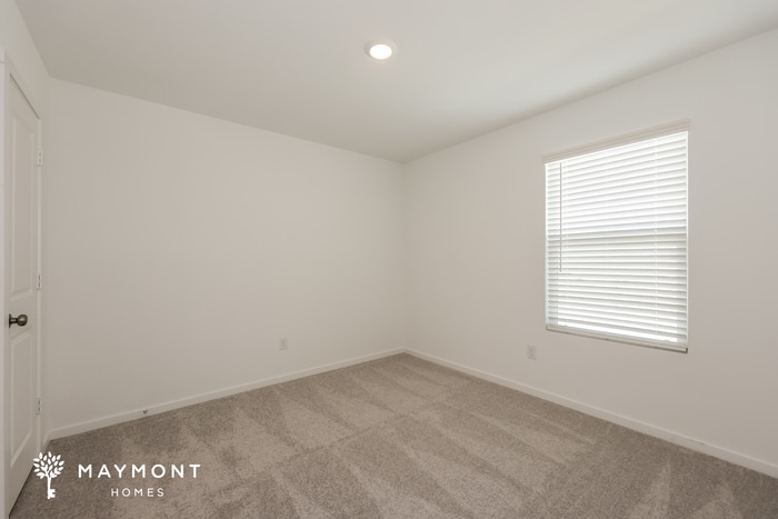 Building Photo - 3021 Tooley Dr