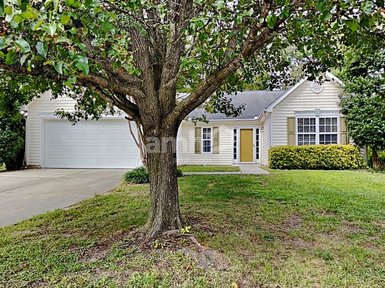 Primary Photo - 1103 Poplar Ridge Rd