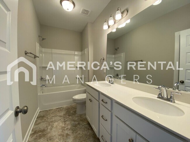 Building Photo - Home for Rent in Lincoln, AL!