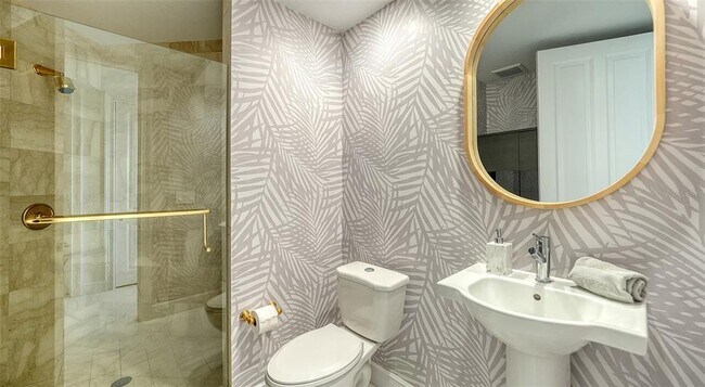 Building Photo - 35 Watergate Dr