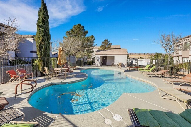 Building Photo - 7255 W Sunset Rd