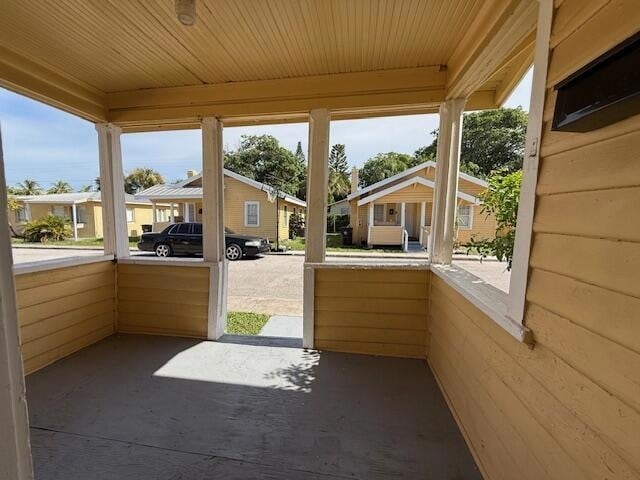 Building Photo - 400 Metcalf Ct