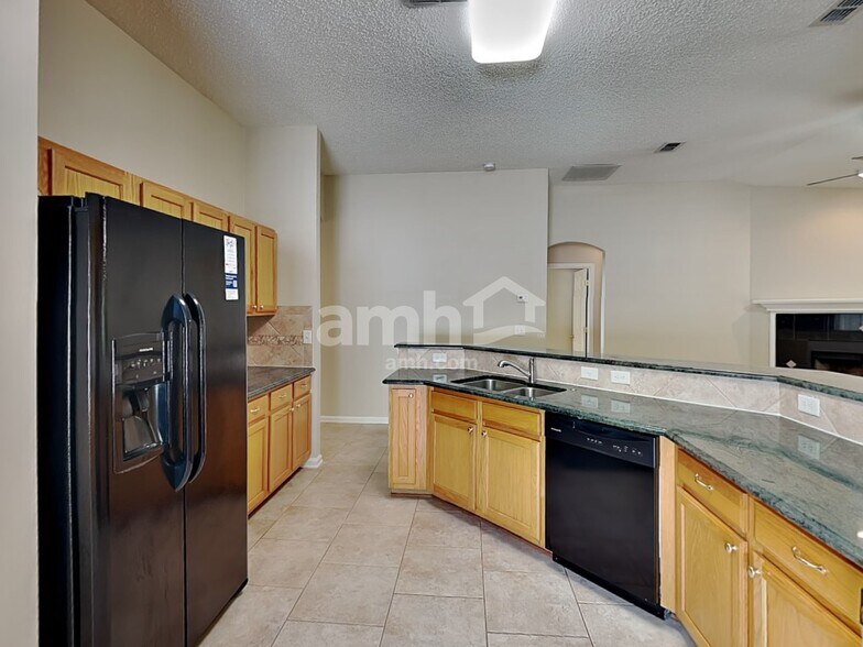 Building Photo - 2903 Brittany Bluff Dr