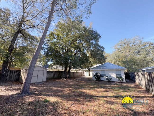 Building Photo - Renovated 3-Bedroom Home in Niceville – Pe...