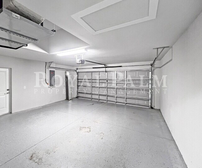 Building Photo - 3005 34th St SW