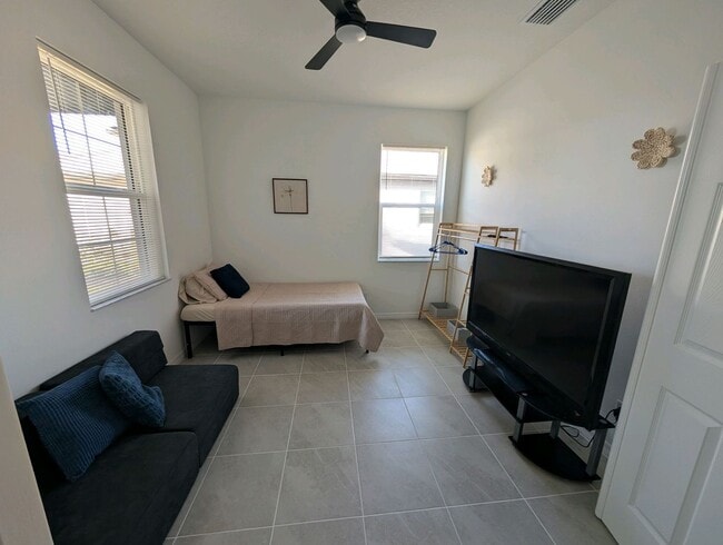 Building Photo - Lakewood Ranch Brand New Villa 2 bedroom with flex space (Office/ 3rd Bedroom)