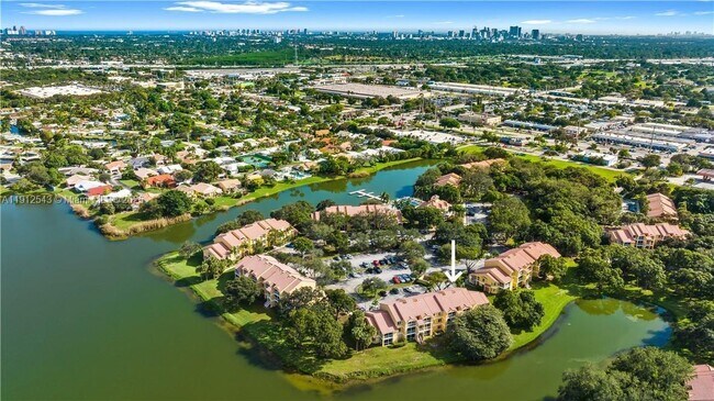 Building Photo - 2361 NW 33rd St