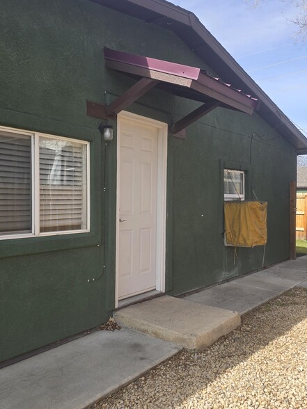 Building Photo - 330 Ouray Ave